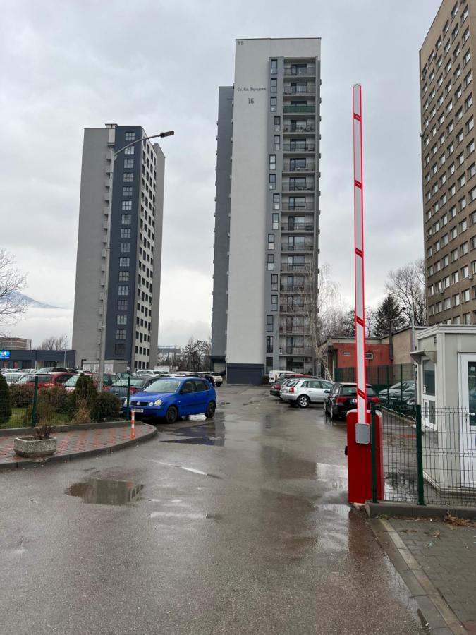 City View Apartment + Parking Софія Екстер'єр фото